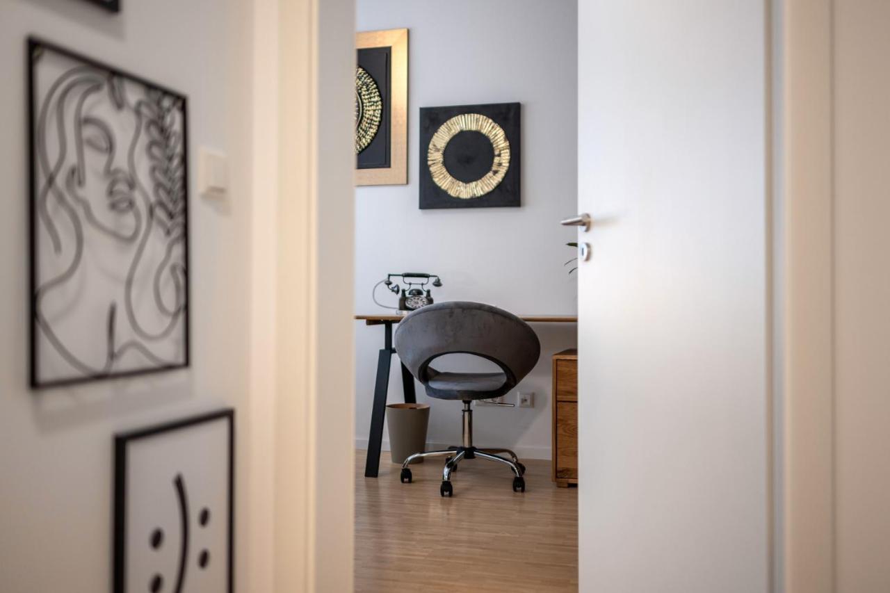 Ferienwohnung Alpenflair / Luxury / 100Qm / Work / Travel / Netflix Penzberg Exterior foto
