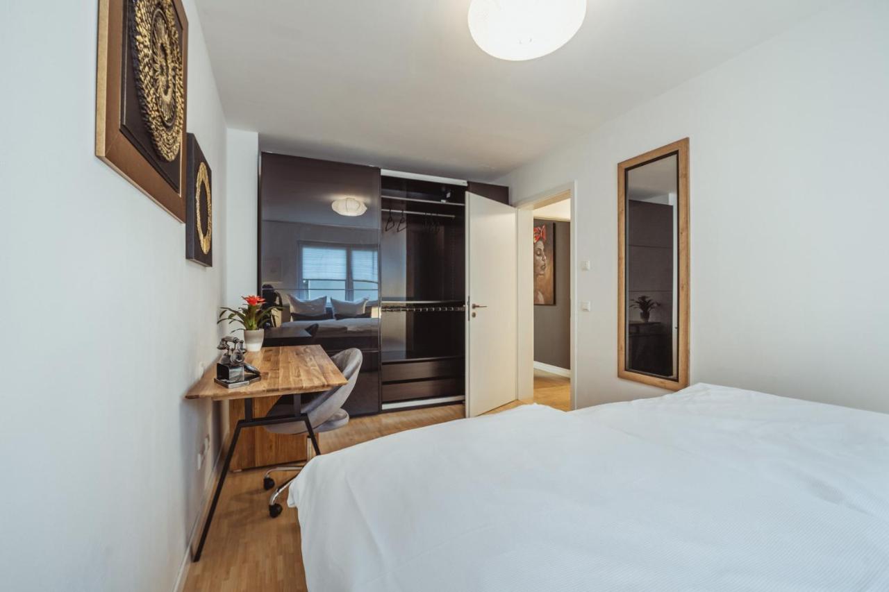 Ferienwohnung Alpenflair / Luxury / 100Qm / Work / Travel / Netflix Penzberg Exterior foto