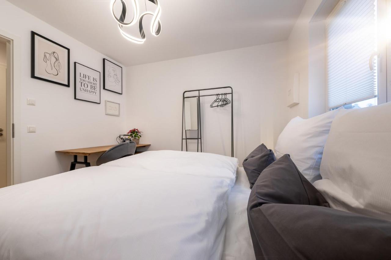 Ferienwohnung Alpenflair / Luxury / 100Qm / Work / Travel / Netflix Penzberg Exterior foto