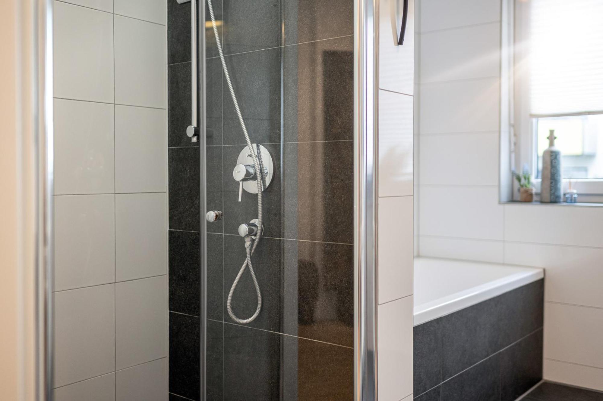 Ferienwohnung Alpenflair / Luxury / 100Qm / Work / Travel / Netflix Penzberg Exterior foto