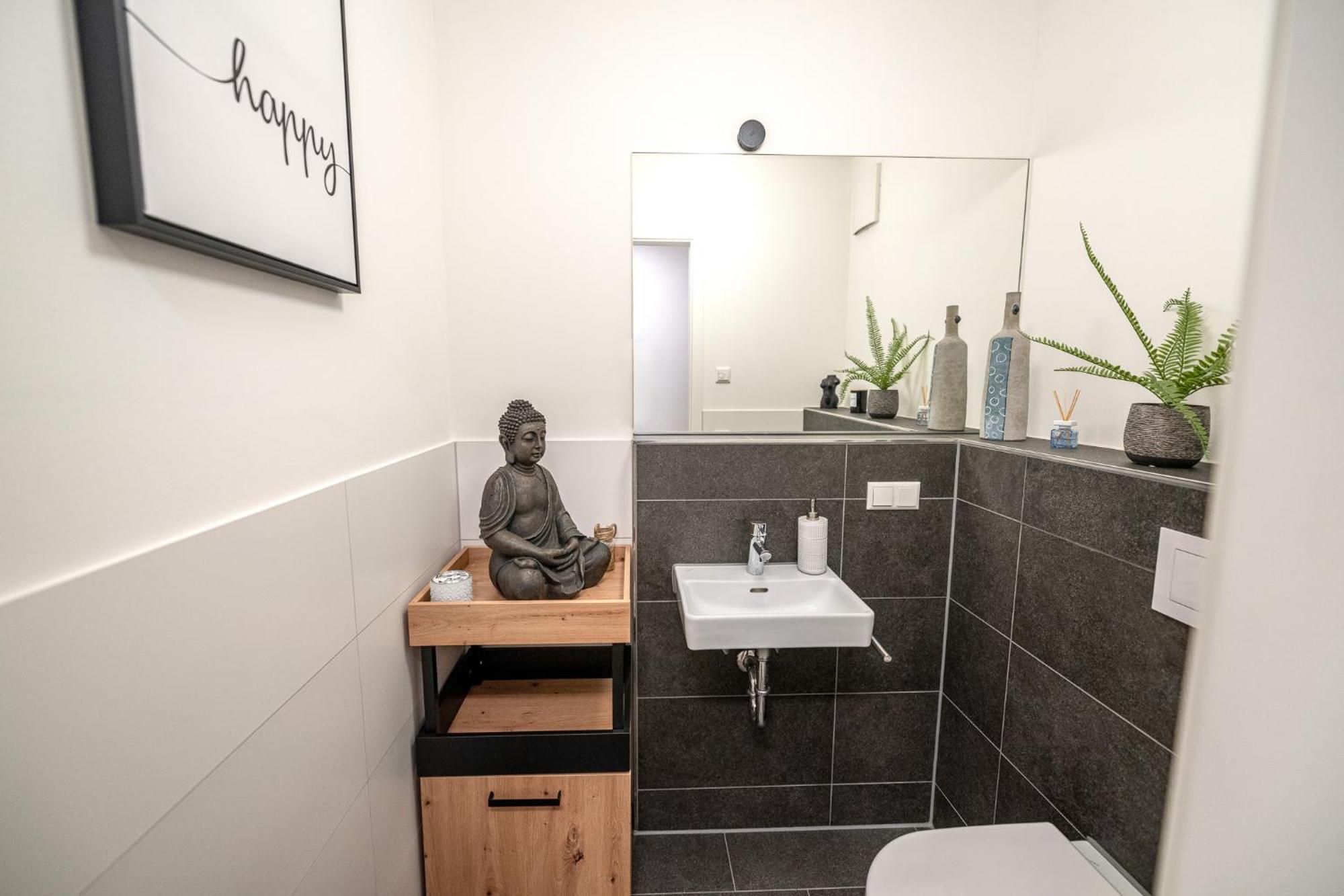 Ferienwohnung Alpenflair / Luxury / 100Qm / Work / Travel / Netflix Penzberg Exterior foto