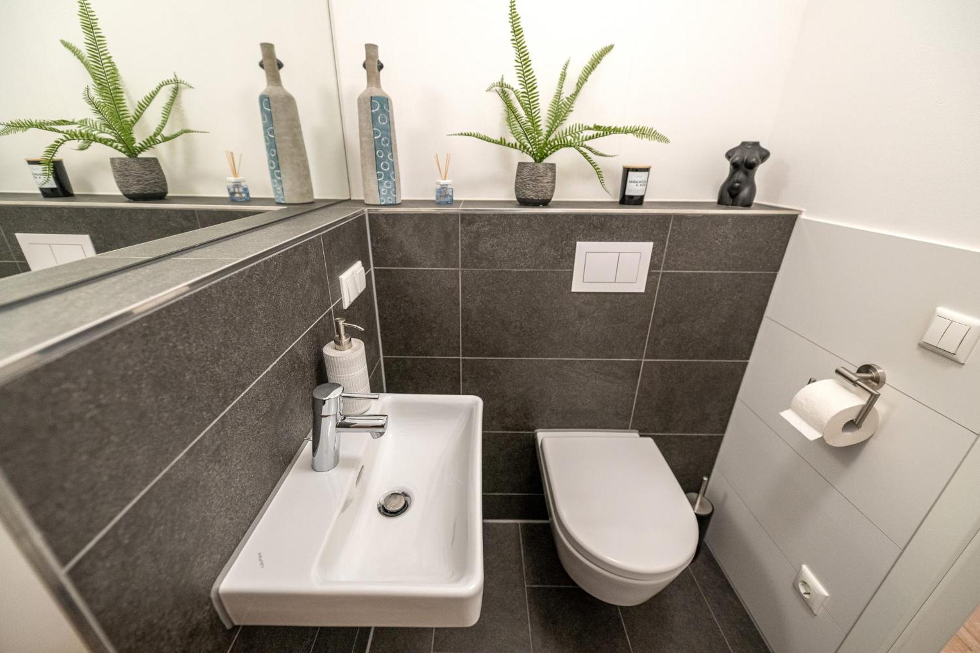 Ferienwohnung Alpenflair / Luxury / 100Qm / Work / Travel / Netflix Penzberg Exterior foto